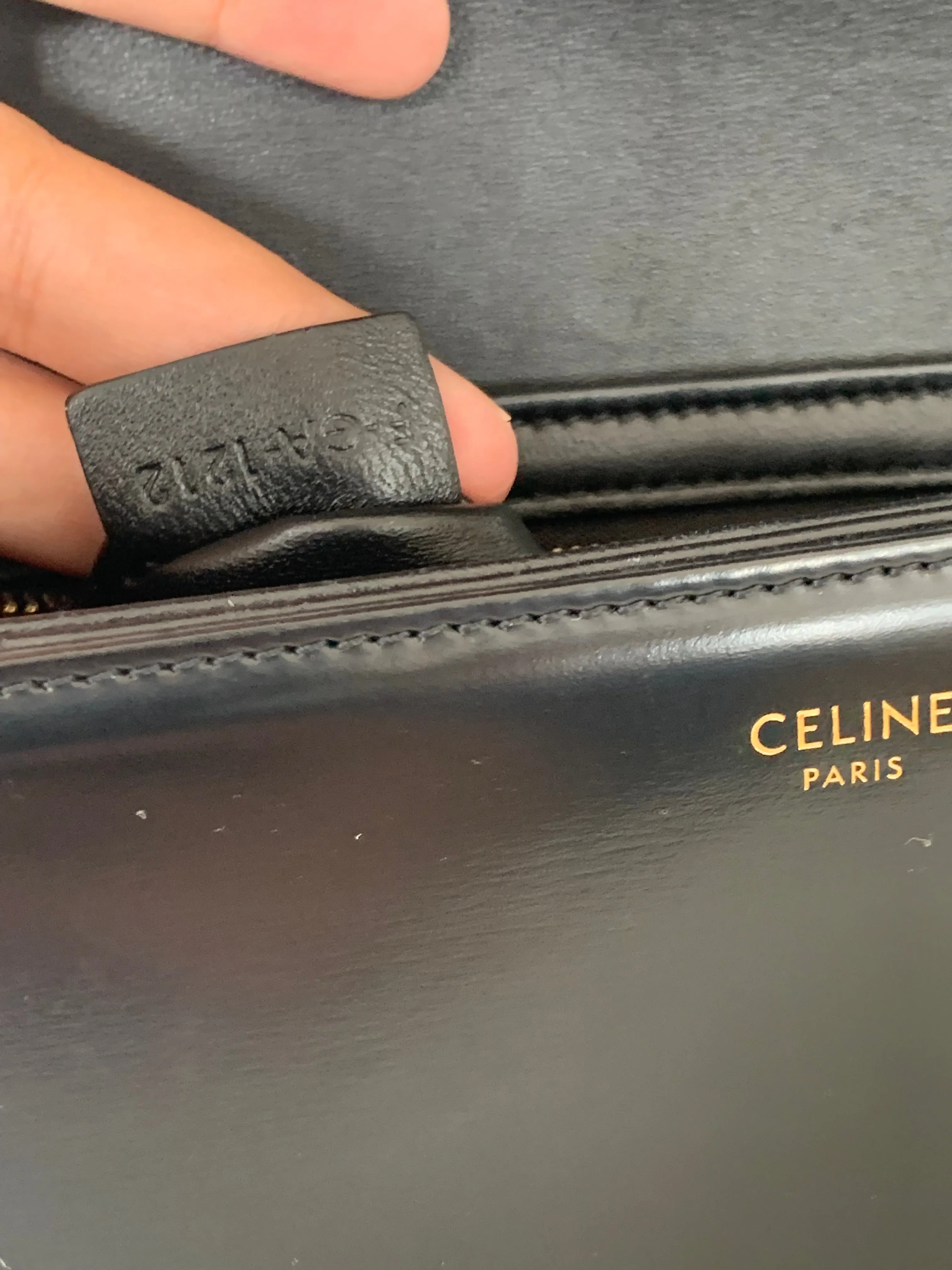 <b>CELINE</b> <br>Teen Triomphe Shiny Calfskin