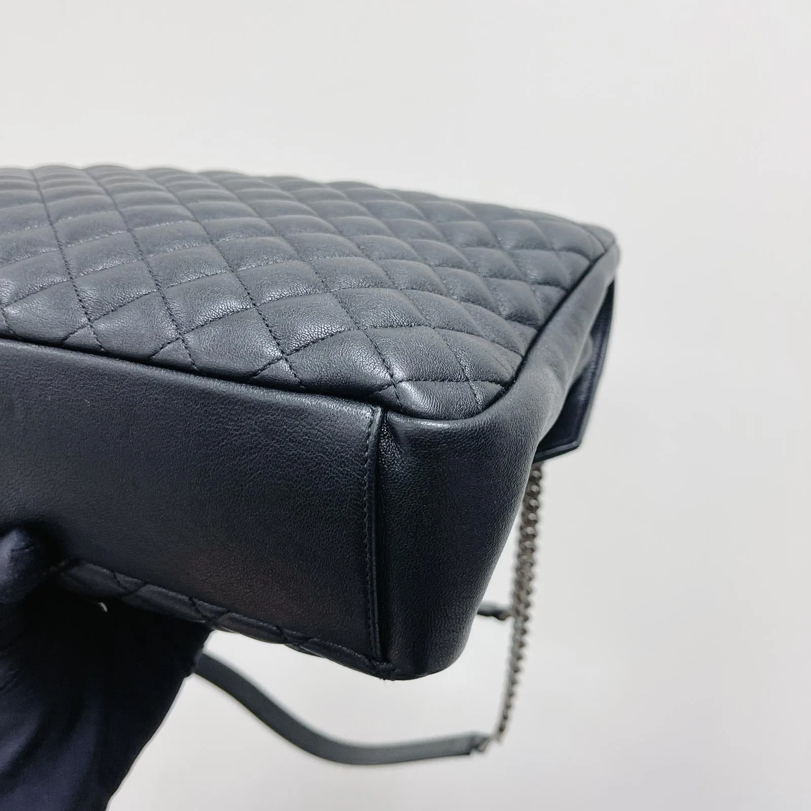 Saint Laurent Envelope Bag Triquilt
