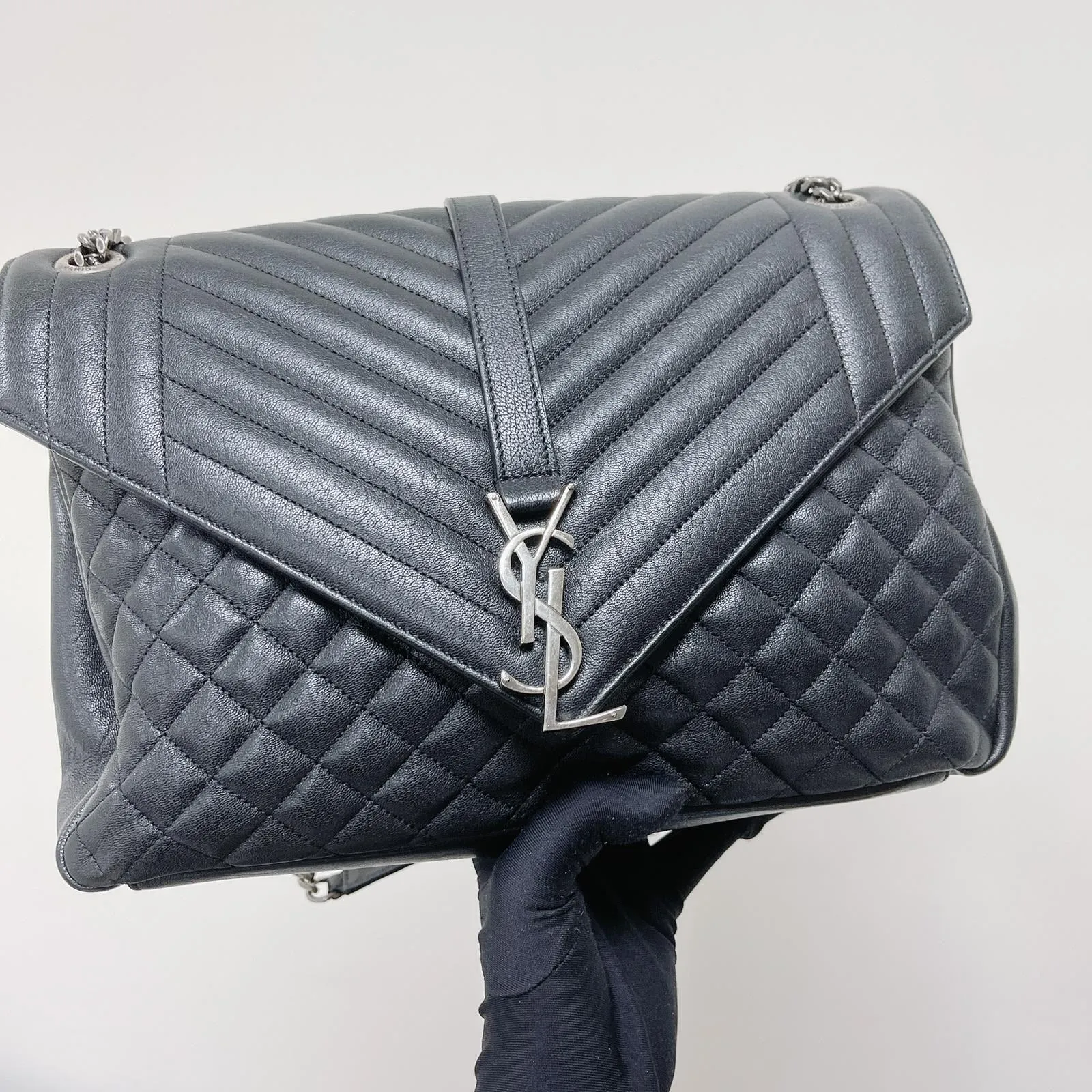 Saint Laurent Envelope Bag Triquilt